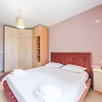 Sisi's Apartments-tirana Center Lejlighed Tirana