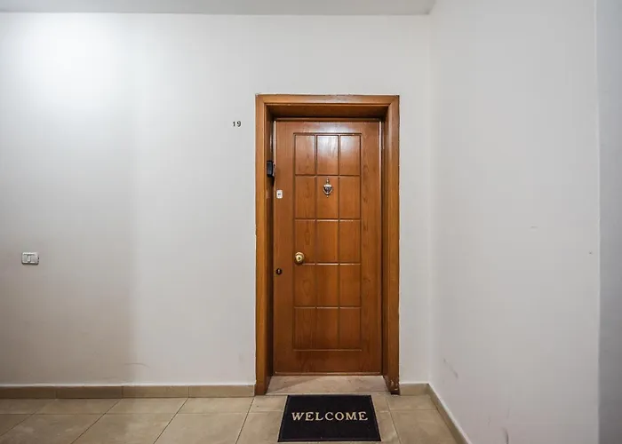 Sisi's Apartments-tirana Center Lägenhet *