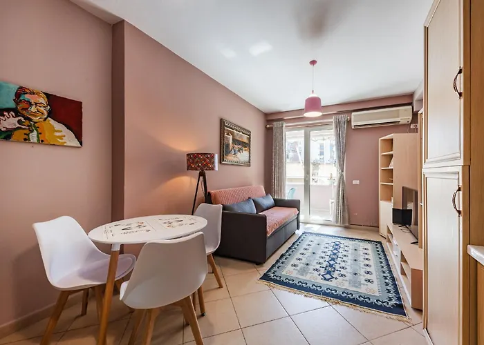 Lägenhet Sisi's Apartments-tirana Center