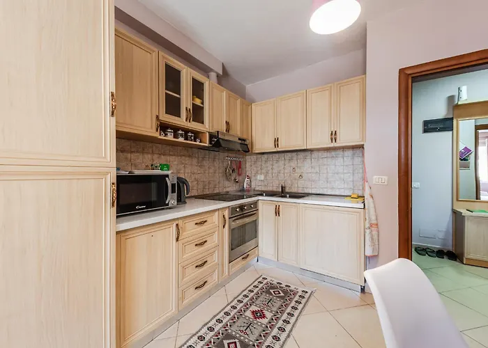 Sisi's Apartments-tirana Center * Tirana